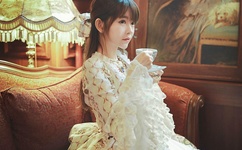 真实女人揄情揄拍视频